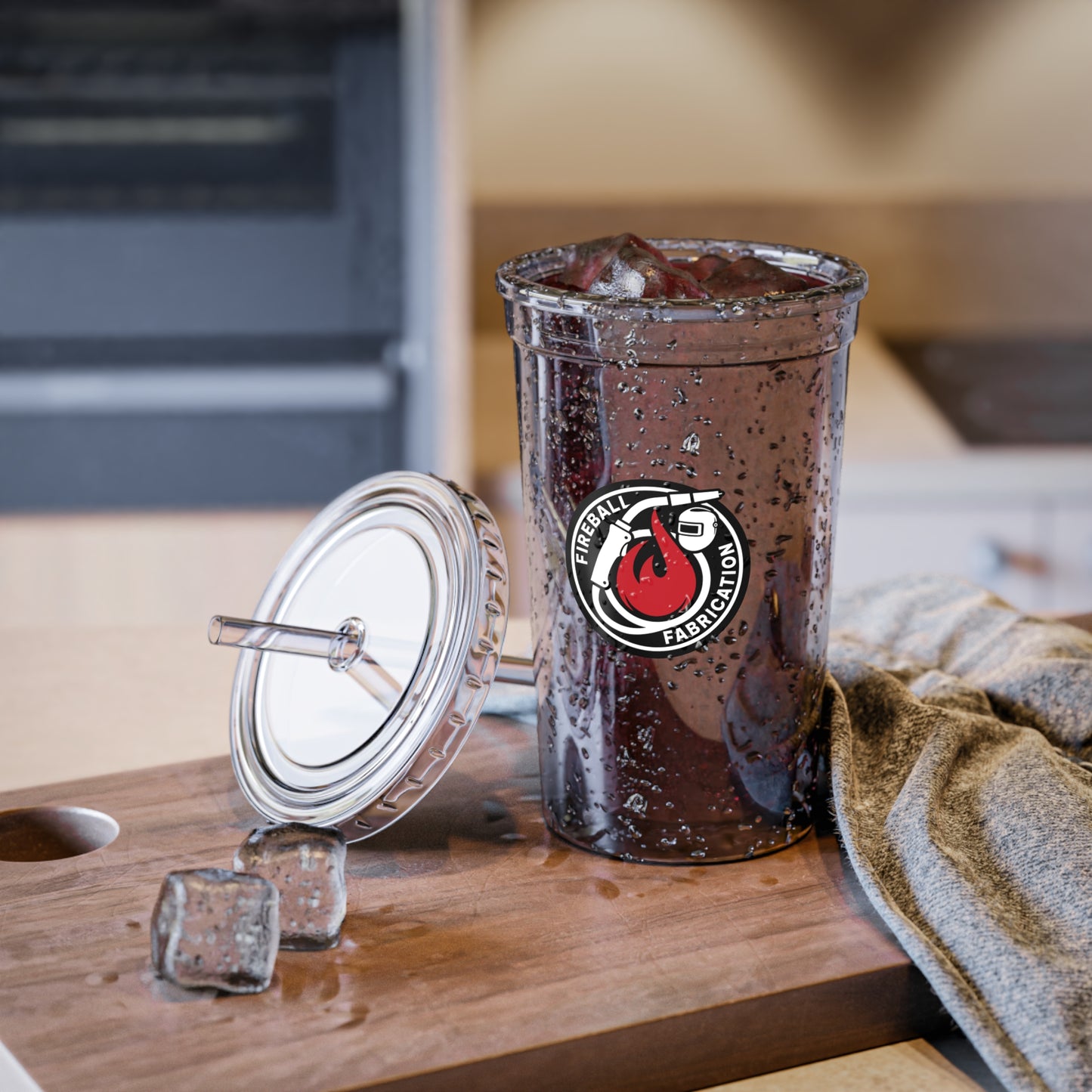 Fireball Fabrication – Isolierter Acrylbecher (473 ml) mit Deckel und Strohhalm